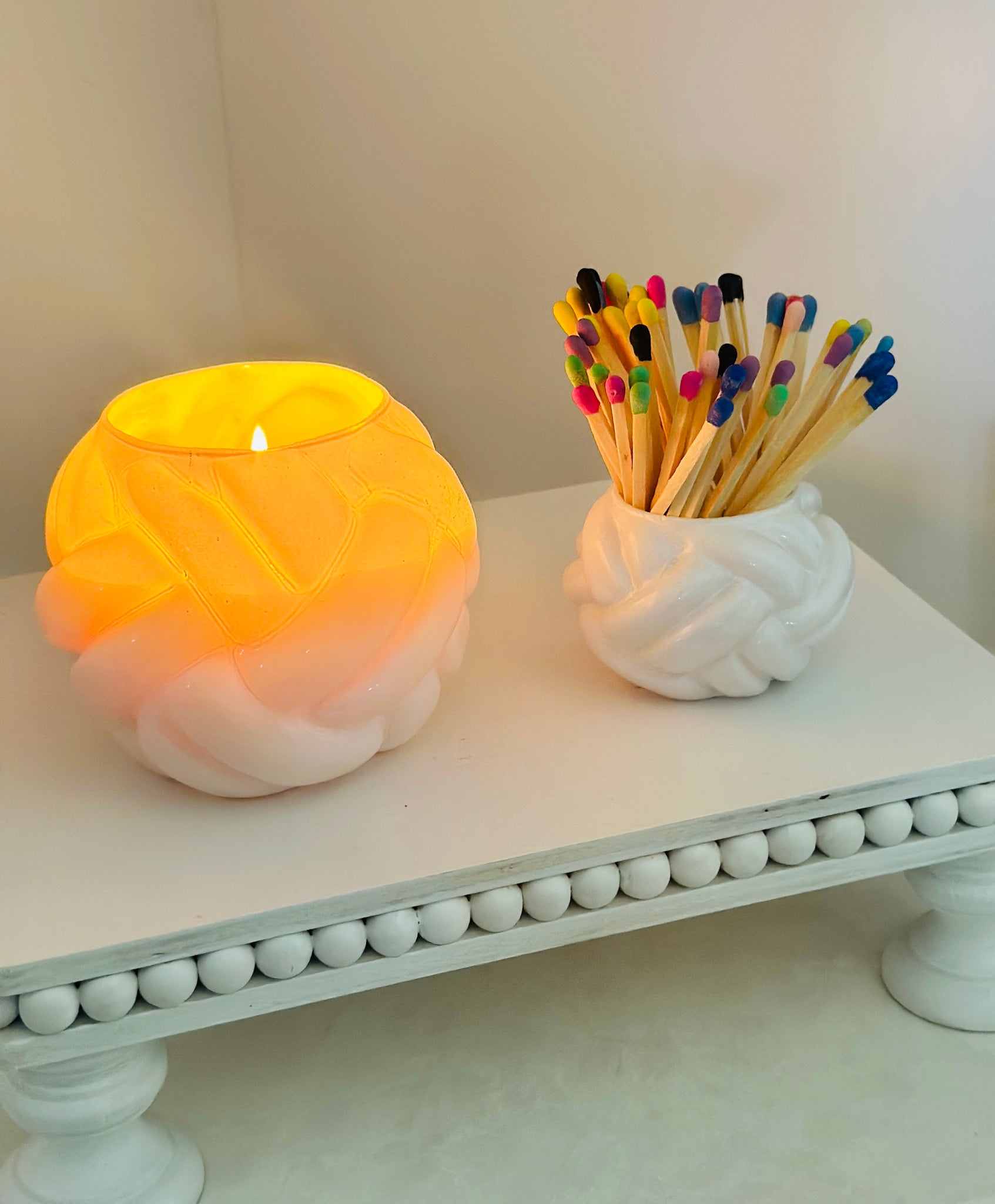 Candle with Coloured matches gift set (White)